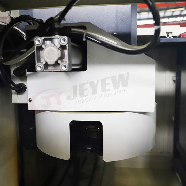 Factory price small cnc vertical machining center XH7126 3 Axis cnc