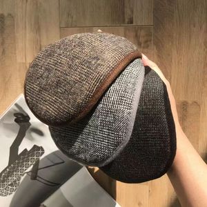 Cache-oreilles d'hiver pour hommes en peluche avec motif quadrillé gris, café, noir – Protection thermique pour l'hiver - Product Image 5