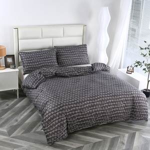 Bộ đồ giường sang trọng với thiết kế in thanh lịch và phong cách bao gồm gối thoải mái cho mục tiêu thoải mái - Product Image 4