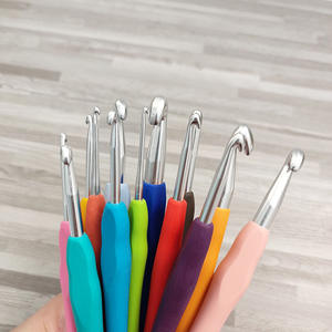 Hot Sale 9Pcs Multicolor Silica Gel Handle Aluminum <b>Crochet</b> <b>Hooks</b> Knitting Needle Set Yarn Sweater Weave Craft Tools - Product Image 4
