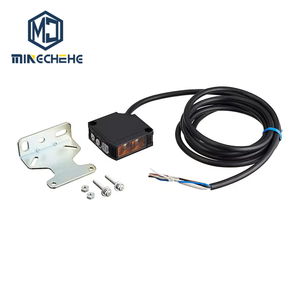 โฟโตอิเล็กทริคสวิตช์ E3JK-DR11-C E3JK-DR12-C E3JK-DR13-C ชนิดสะท้อนแสงแบบกระจาย AC/DC กำลังไฟฟ้าฟรี ระยะตรวจจับ 2.5 ม. - Product Image 1