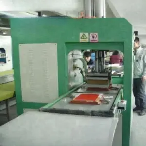 ג'ינגשון מכירות חמות בריכת מים מיטה רפואית מוצרים מתנפחים מכונת ריתוך בתדירות גבוהה לבריכת שחייה