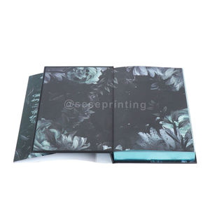Impression de romans personnalisés à couverture rigide de style Dark Romance avec bords bleus pulvérisés, livre relié de qualité supérieure pour auteurs et éditeurs - Product Image 5