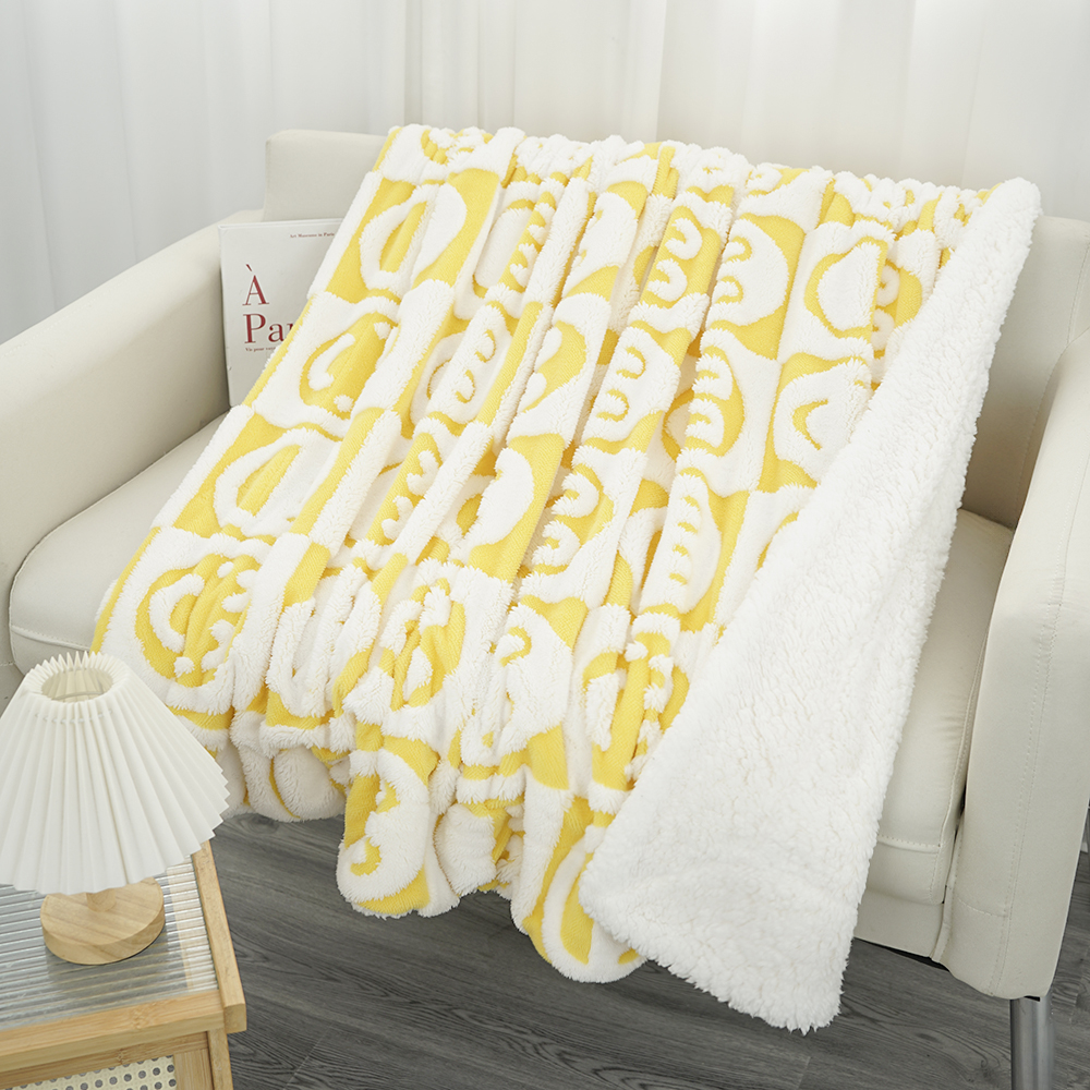 สีเหลือง