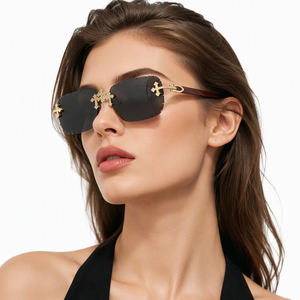 Occhiali da Sole di Lusso con Diamanti, Logo Personalizzato, UV400 PC, Nuova Moda, Occhiali da Sole Brillanti con Zirconi per Uomo e Donna, Stile Hip Hop - Product Image 1