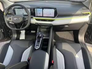 سيارة مستعملة كولراي بينيو COOL موديل 2022 بمحرك 1.5TD DCT، قيادة يسرى، لون رمادي، 30000 كم - Product Image 5