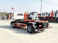 Camion benne à benne basculante manuelle diesel Howo 4x2 pour collecte de déchets 5-10m avec boîte de vitesses