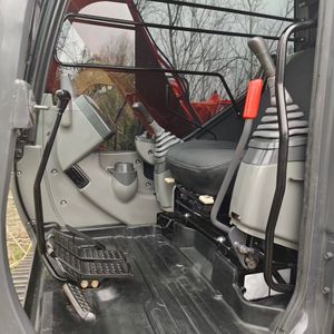Excavatrice Hitachi ZX70 d'occasion, 7 tonnes, hydraulique, sur chenilles, d'origine japonaise, en bon état, faible nombre d'heures, prix avantageux - Product Image 6