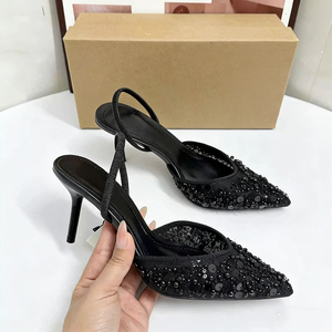 รองเท้าส้นเข็มหัวแหลมประดับเลื่อมวิบวับสำหรับผู้หญิง ดีไซน์เก๋ไก๋ ประดับลูกปัด สายรัดส้นเท้า รองเท้าสำหรับงานเลี้ยงตอนเย็นสุดหรู รองเท้าสำหรับแขกในงานแต่งงาน - Product Image 3