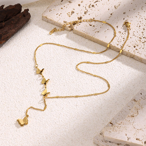 Collana con Ciondolo a Farfalla per Donne, Catena Minimalista per Clavicola, Gioiello di Moda Trendy per Uso Quotidiano - Product Image 4