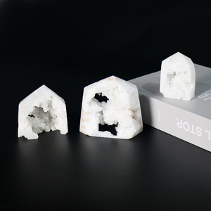 Vente en gros <span class=keywords><strong>de</strong></span> cristaux d'énergie <span class=keywords><strong>de</strong></span> guérison, agate druzy, géode pointue, tour <span class=keywords><strong>de</strong></span> géode en quartz clair pour la décoration - Product Image 4