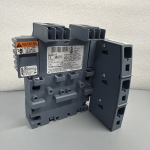ระบบอัตโนมัติทางอุตสาหกรรม SIRIUS 3 เฟส บัสบาร์ อินฟีด PLC 3RV29171E 3RV2917-1E พร้อมความเชี่ยวชาญทางเทคนิคที่ครอบคลุมและประสบการณ์ที่มีรากฐานลึก - Product Image 1