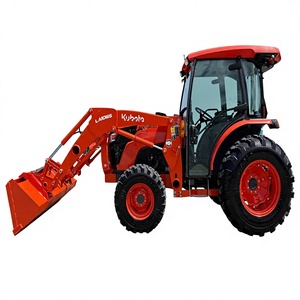 Tracteur à conducteur marchant 4x4 de 25 CV avec chargeur à pompe et transmission 8/4 vitesses, modèle 2023 pour MX5400, 117 heures, comme neuf - Product Image 1