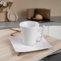 2025 vente chaude forme carrée pas cher à la main tasse en céramique tasse à café en porcelaine avec soucoupe pour coffret cadeau
