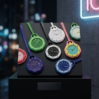 Montre Pendentif Octogonale Co-marquée Style Royal, Mouvement Quartz, Bracelet Polyuréthane, Boîtier Plastique, Commandes Personnalisées, Vente en Gros