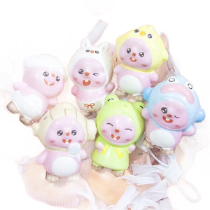   ของเล่นบีบได้ 0-10 ซม. ทำจากยาง TPE ตุ๊กตาพวงกุญแจสำหรับเด็กอายุ 2-4 ปี ของขวัญสำหรับเด็กผู้ชายและเด็กผู้หญิง - Product Image 4