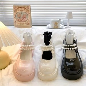 Le <span class=keywords><strong>scarpe</strong></span> in pelle PU dolci e alla moda da donna sono un must quando si abbinano a perle e gonne - Product Image 4