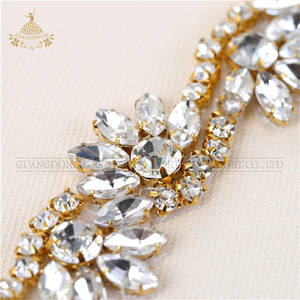 높은 품질 멋진 아플리케 디자인 새시 모양 페르시 실버 크리스탈 라인 석 아플리케 트림 - Product Image 2