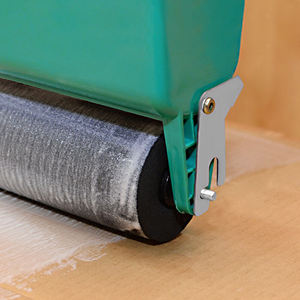 Rouleau applicateur de colle manuel portable WBG pour le travail du bois - Product Image 3