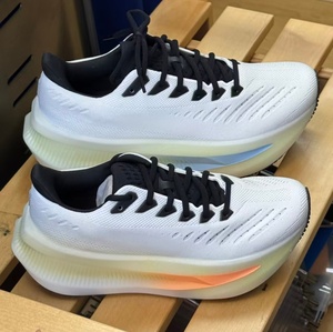 Zapatillas de running Brookes con amortiguación suave GlideRoll, ligeras, para entrenamiento, para hombre y mujer, con parte superior de tejido transpirable. - Product Image 6