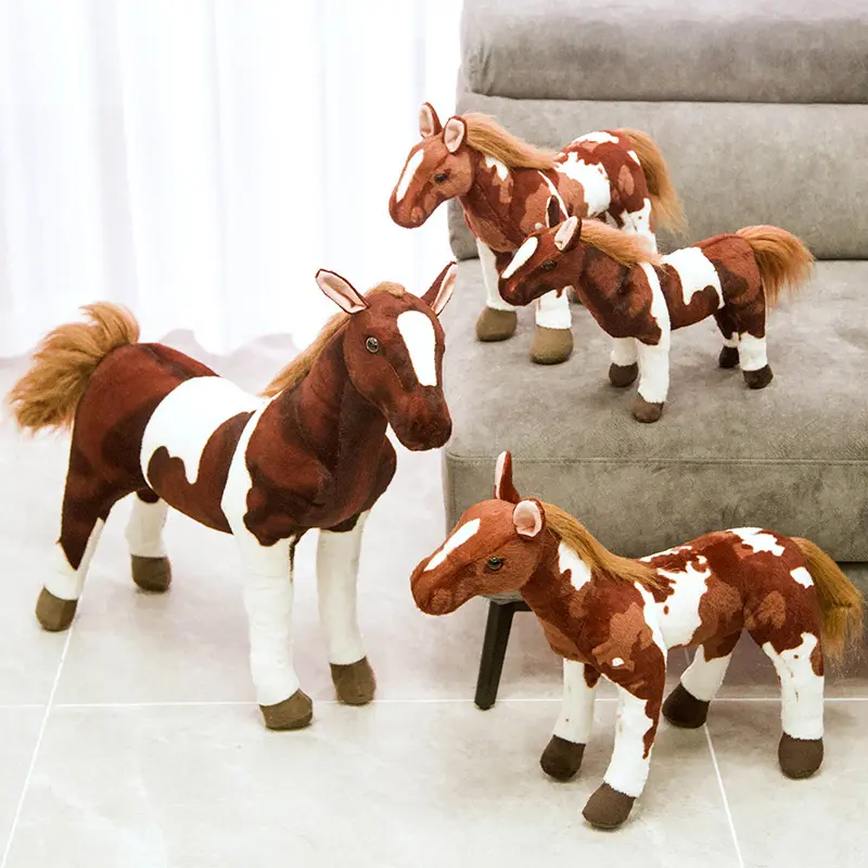 Venta al por mayor juguetes de animales de peluche caballo de pie simulación Caballo Americano europeo muñeco de peluche sudor realista Ho