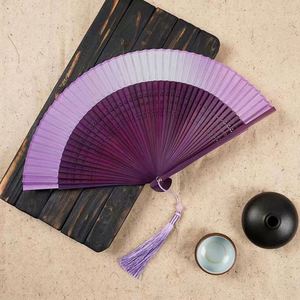 Nouveau Ventilateur Portable en Bambou Thème Amour, Motif Artistique Folklorique à Couleurs Changeantes pour Halloween, Nouvel An Chinois, Cadeaux d'Entreprise Festifs - Product Image 2