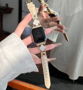 <span class=keywords><strong>Bracelet</strong></span> de montre en cuir souple à la mode pour <span class=keywords><strong>Apple</strong></span> <span class=keywords><strong>Watch</strong></span> 45mm 44mm 42mm 41mm motif trèfle à quatre feuilles femmes <span class=keywords><strong>Bracelet</strong></span> montre-<span class=keywords><strong>bracelet</strong></span> bande - Product Image 5
