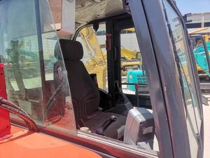 Excavadora sobre orugas DooSan DX 60 usada en Corea, excavadora diésel de 6 toneladas con cubo de excavación a la venta - Product Image 5