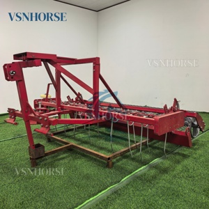 Niveleur d'arène équestre Machine professionnelle de soins du sol Niveleur de traînée d'arène de <span class=keywords><strong>cheval</strong></span> pour l'entretien lisse de la surface d'équitation - Product Image 4