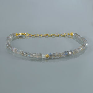 Bracelet en perles de labradorite, bijoux en pierres précieuses naturelles, bracelet en pierres précieuses grises, bracelet en cristal de guérison, bracelet bohème délicat - Product Image 4