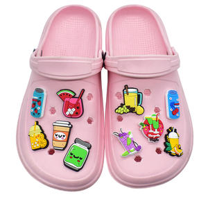 Bebidas Fiesta en la playa Personaje de dibujos animados 2024 Decoración de zapatos PVC Zueco personalizado Encantos de zapatos de dibujos animados - Product Image 3