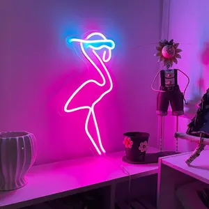 Segno di fenicottero rosa acrilico che progetta insegne illuminate per luci domestiche Costume Letrero Neon illuminazione 3D insegne al Neon a Led montate a parete