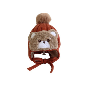 Sombrero protector de orejas de punto con pompón de otoño e <span class=keywords><strong>invierno</strong></span> para bebés en estilo de oso lindo de doble capa para mantener el calor - Product Image 5