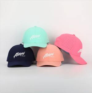 หมวกแก๊ปแบบ Snapback โลโก้ยาง 3 มิติ แบบกำหนดเอง 6 แผง แห้งเร็ว ประสิทธิภาพสูง หมวกเบสบอล สปอร์ต กันน้ำ สำหรับกิจกรรมกลางแจ้ง พร้อมรูระบายอากาศแบบเลเซอร์ - Product Image 1
