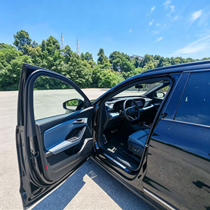 <span class=keywords><strong>Audi</strong></span> Q6L <span class=keywords><strong>e</strong></span>-<span class=keywords><strong>tron</strong></span> 2026 Launch Pilot Edition EV <span class=keywords><strong>SUV</strong></span> Usato, Guida a Sinistra, Basso Chilometraggio, Vernice Originale - Product Image 4