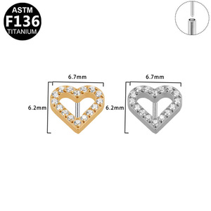 Boucles d'oreilles en titane en forme de cœur avec strass en cristal serti clos, bijoux de mode unisexe pour piercing au cartilage de l'oreille - Product Image 3