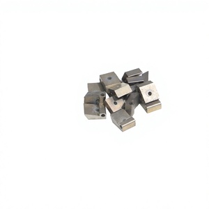 Bloque de corte de carburo pequeño con orificio y hoja angular para máquina de corte y recorte de carrera corta, desde almacén de EE. UU. - Product Image 1
