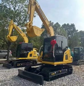 Japan komatsu second hand Komatsu PC70 <b>PC</b> 70-8 hydraulic <b>mini</b> digger used excavator - Product Image 6
