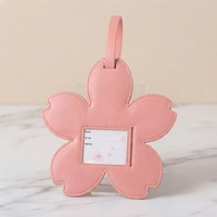 Étiquette de bagage en cuir PU personnalisée YinHui avec logo, motif fleur de cerisier, pour valise de voyage, étiquette d'identification, idéale pour cadeau promotionnel