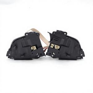 ปุ่มพวงมาลัยมัลติฟังก์ชั่น 5G0959442P ของรถโฟล์คสวาเกน กอล์ฟ สำหรับรุ่นพาสสาท เอ7 เจตต้า ทำจากหนังและพีวีซี - Product Image 2