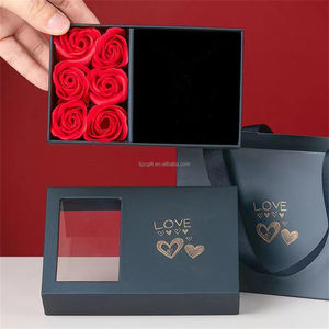 Scatole per Fiori Quadrate di Lusso Personalizzate Romantiche Rosa per San Valentino con Finestra per Fiori Stabilizzati Confezione Regalo Bomboniera Matrimonio - Product Image 2