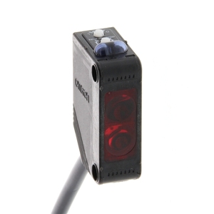 E3Z-L81-IL2 2M Sensores fotoeléctricos industriales nuevos y originales en stock - Product Image 1