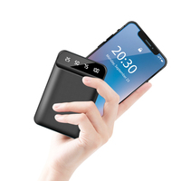 Batterie externe mini étanche économique 6000mAh 8000mAh avec charge solaire et écran LED