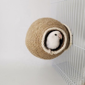 Yeni doğal hindistan cevizi kabuğu kuş yuvalama ev asılı kordon ile küçük Pet Parakeets Finches serçeler yuvalar interaktif oyuncak - Product Image 5