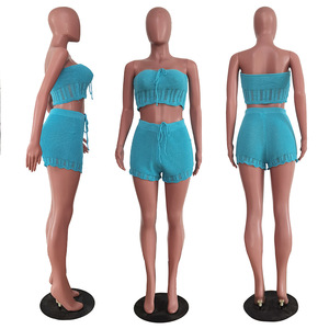 Completo Estivo in Maglia Sexy da Donna: Top <span class=keywords><strong>Corto</strong></span> a Tubino <span class=keywords><strong>e</strong></span> Pantaloncini Arricciati, Set Due Pezzi Trendy - Product Image 3