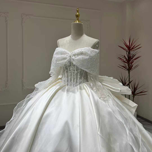 Vestidos de Novia Modernos 3 en 1 con Cola de Capilla, Satén, Estilo Princesa, Apliques para Novia - Product Image 3