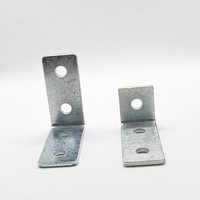 Support de canal à 3 trous à 90 degrés de haute qualité, rainuré pour profilé Unistrut C-Strut de 41 mm, support robuste pour tuyaux et chemins de câbles