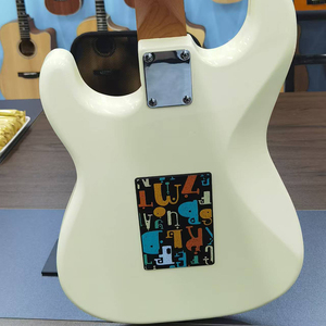 Nouvelle Guitare Électrique ST 2025 avec Touche Incrustée - Corps Professionnel en Acajou pour Joueurs de Rock/Metal, 22 Frettes - Product Image 4