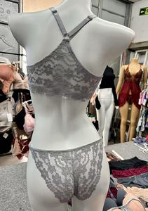 مخزون بسعر منخفض طقم حمالة صدر دانتيل اروبي مختلط عالي الجودة للفتيات ملابس داخلية نسائية مثيرة مقاس كبير - Product Image 5