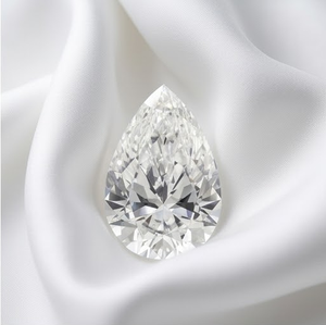 Créations de bijoux : Pierre blanche lâche en forme de poire de 10,04 carats, taille brillant, avec un éclat exceptionnel pour la fabrication de bijoux raffinés - Product Image 1
